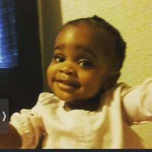 Meet your Posher, Emmanuel